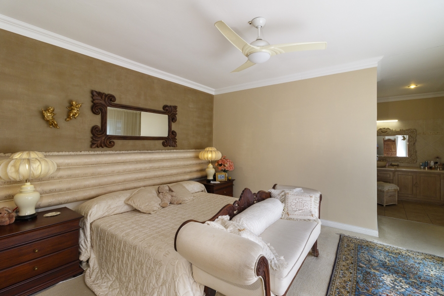 6 Bedroom Property for Sale in West Bank Eastern Cape